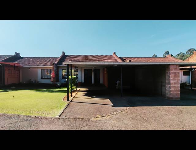2 BEDROOM SIMPLEX FOR SALE IN PRESTBURY